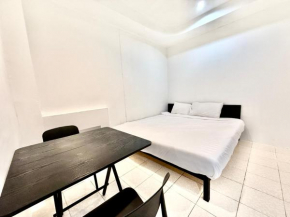 Patong Canal Villa 105